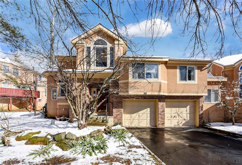 35 Kingsland Circle - Photo 1