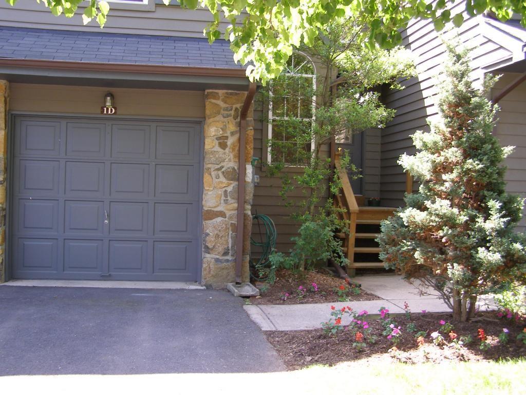 1-D Brookline Court - Photo 1