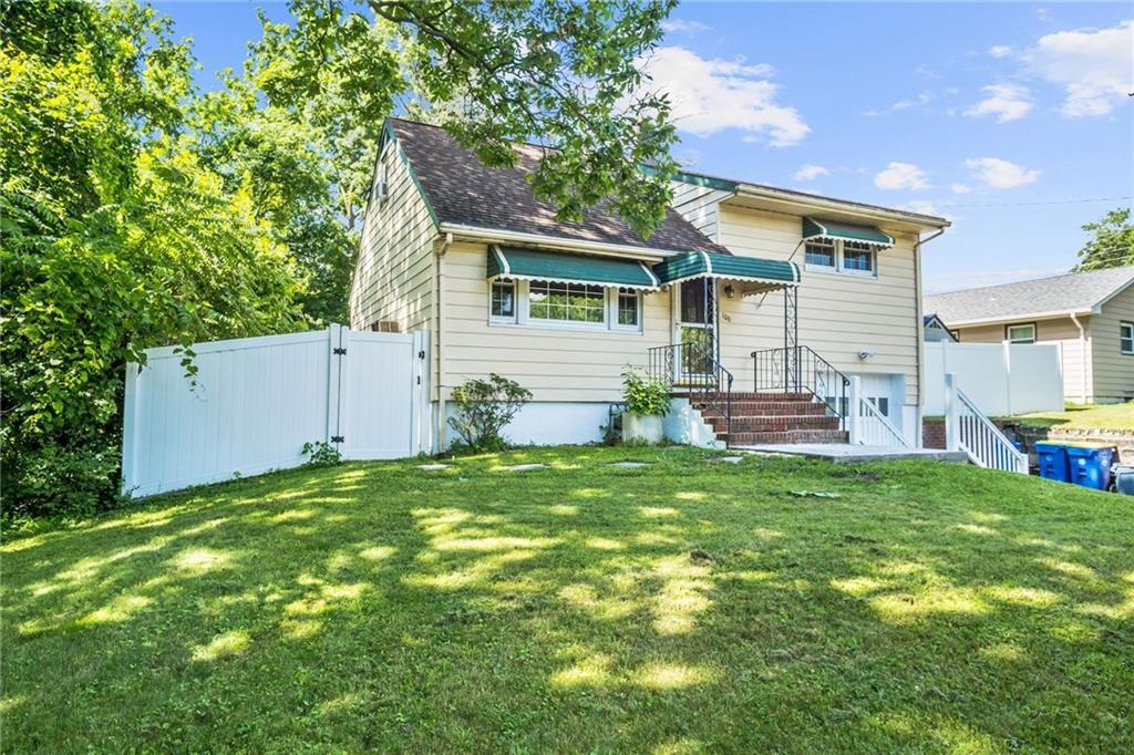 106 Southside Avenue - Photo 1