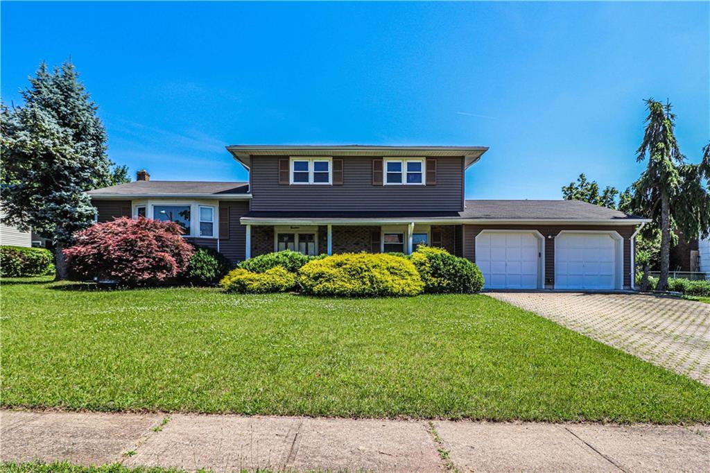19 Charlton - Photo 1