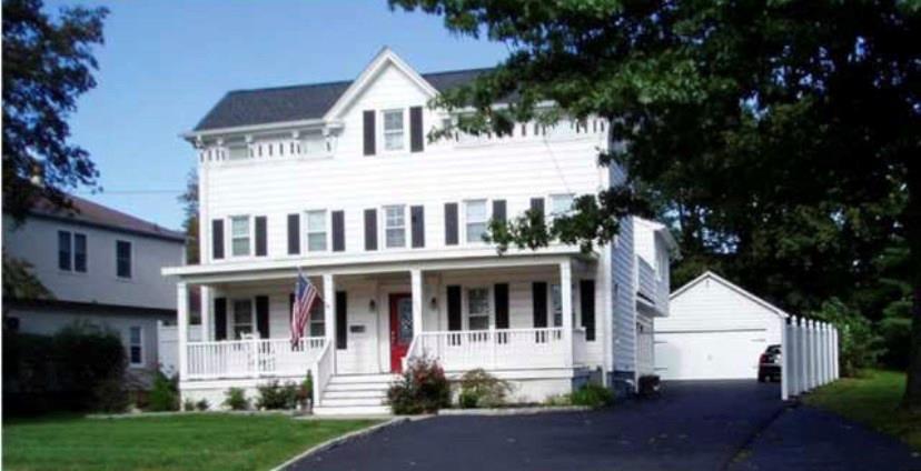 311 Main Street - Photo 1