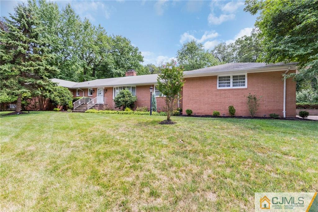 27 Remington Drive - Photo 1