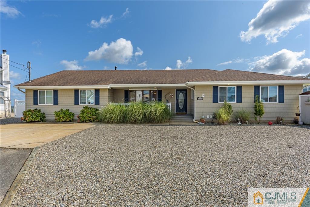 248 Fernwood Drive - Photo 1