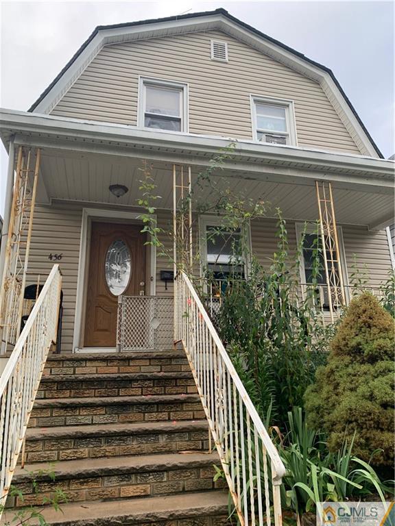 456 Neville Street - Photo 1