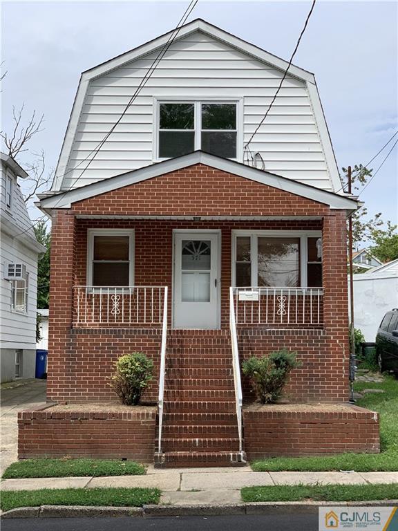 571 Raritan Avenue - Photo 1