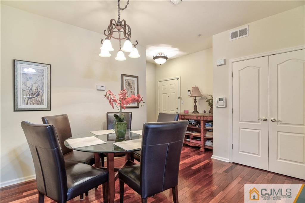 898 Amboy Avenue - Photo 1