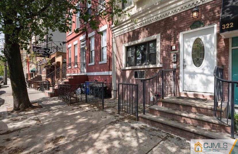 322 Madison Street - Photo 1