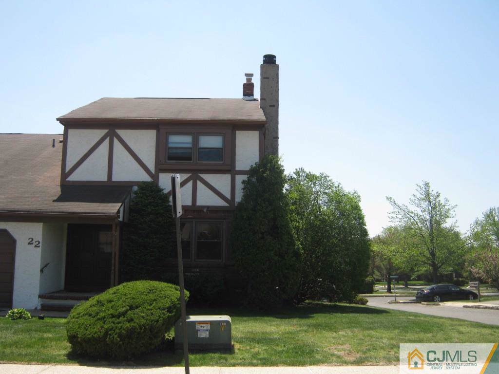 22 Chesterfield Way - Photo 1