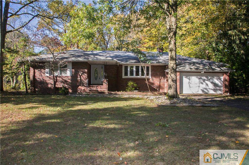385 Middlesex Avenue - Photo 1