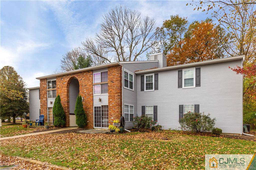 17-2 Augusta Court - Photo 1