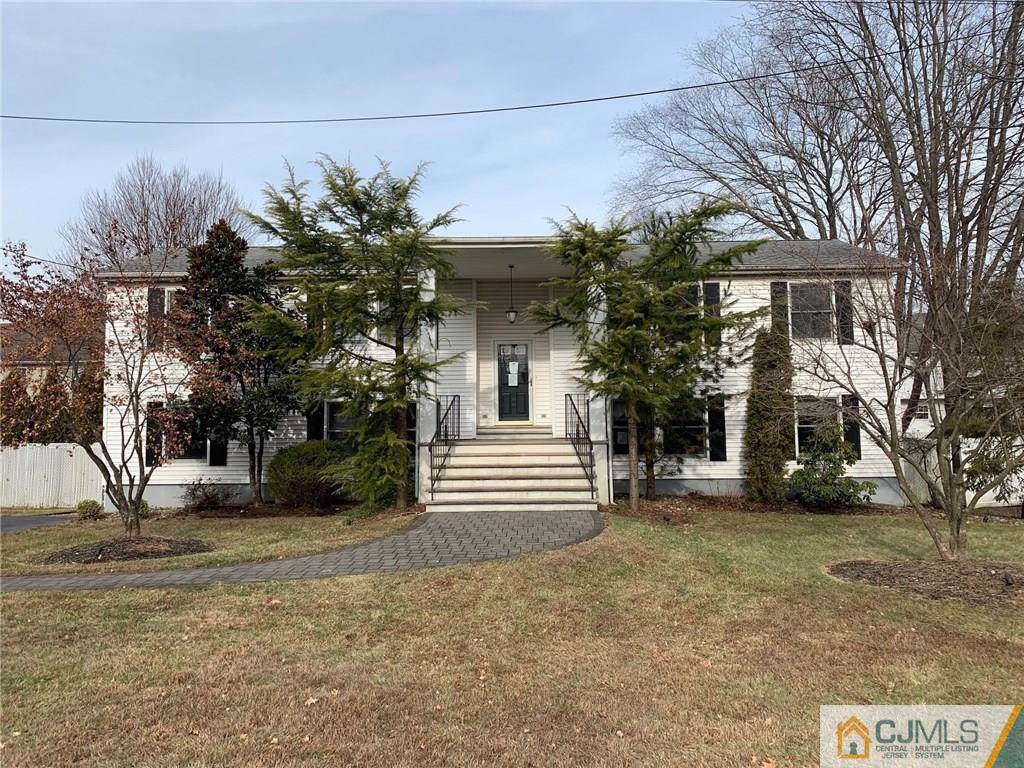34 Avenue H - Photo 1