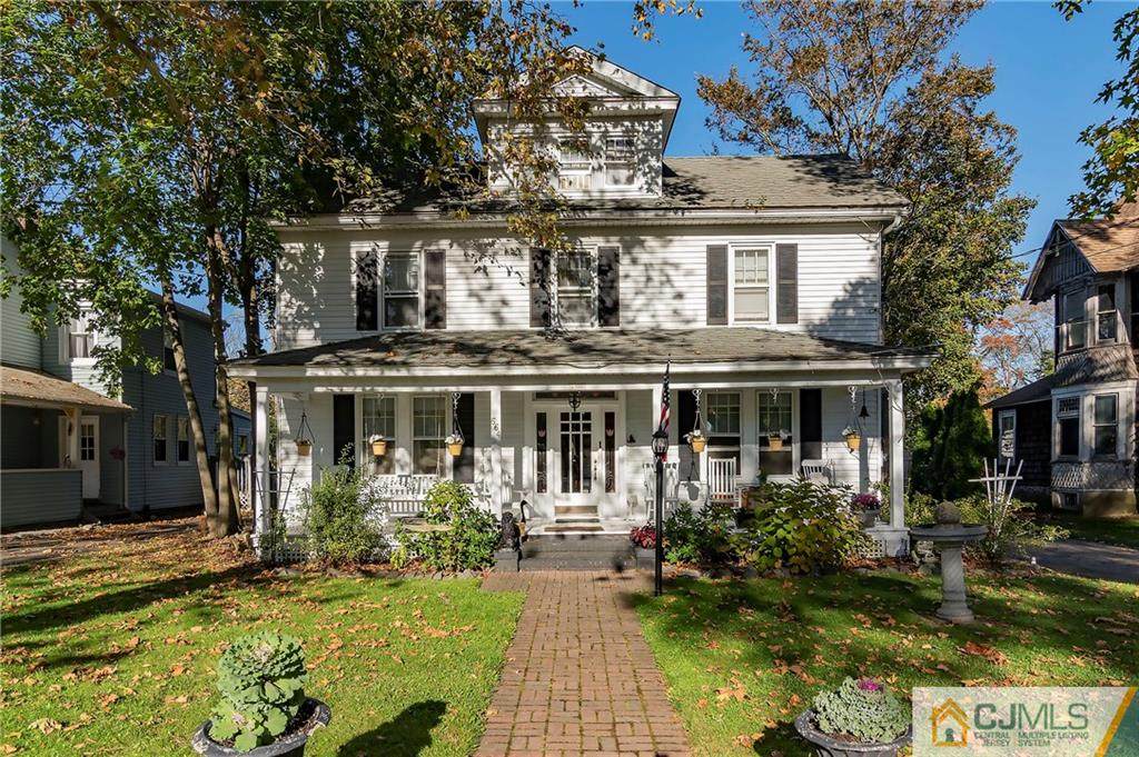 664 Bay Avenue - Photo 1