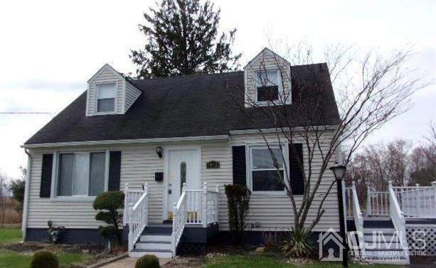 82 Claire Avenue - Photo 1