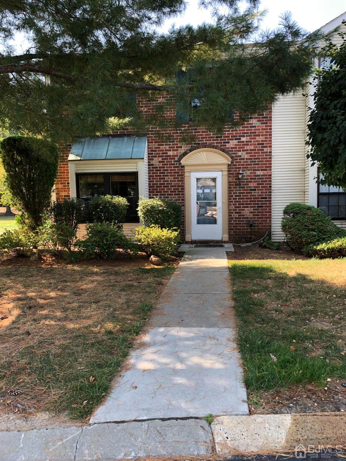 232 Bromley Place - Photo 1