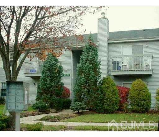 108 Applegate Lane - Photo 1