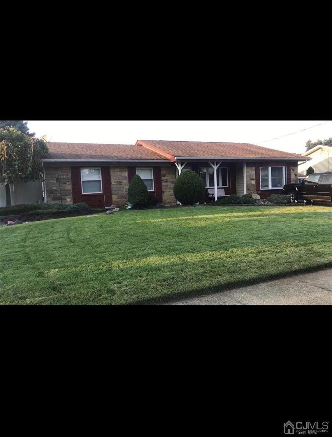 23 Drake Avenue - Photo 1