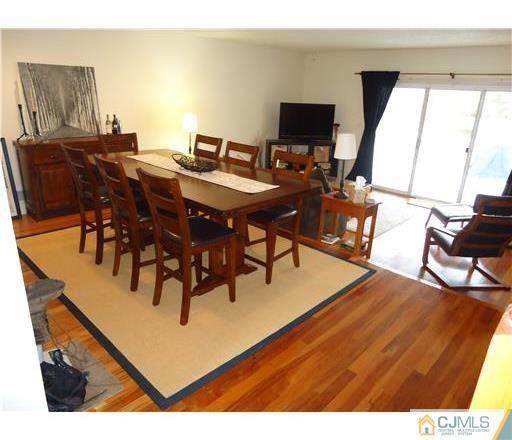 79 Albury Way - Photo 1