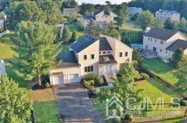 4 Cornell Avenue - Photo 1