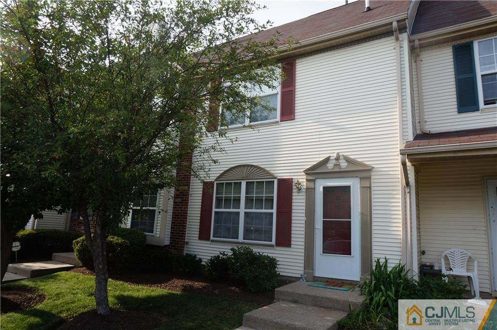 62 Colleen Court - Photo 1