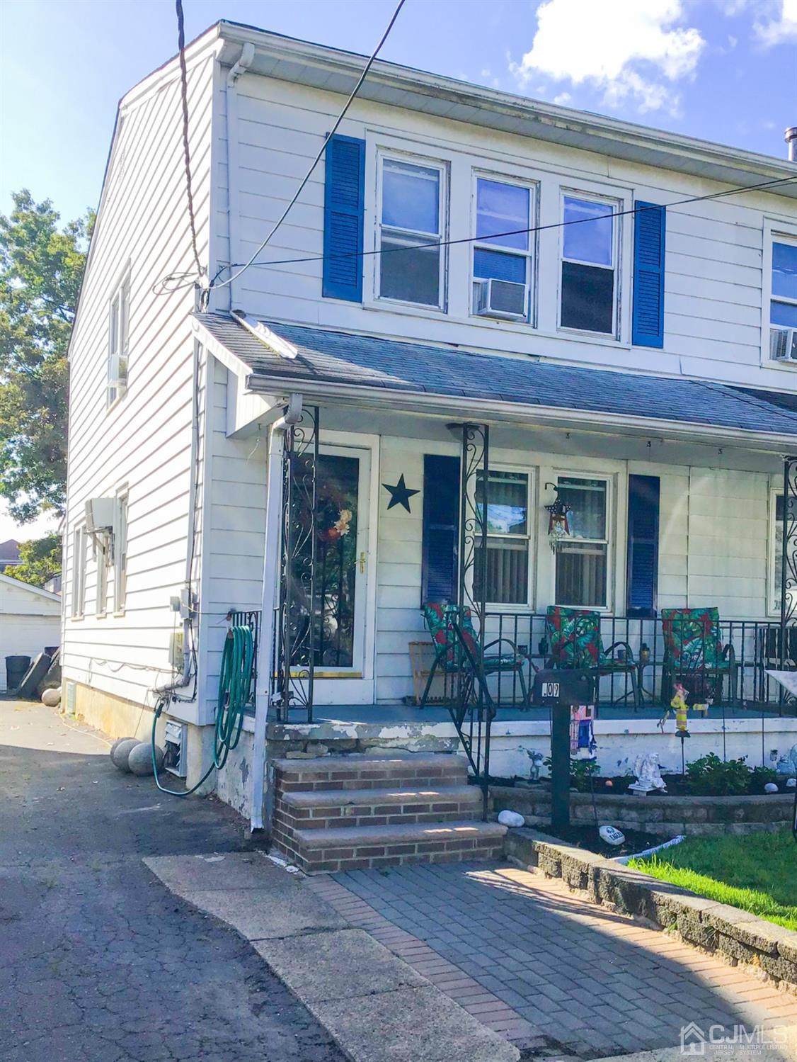 209 Elizabeth Avenue - Photo 1