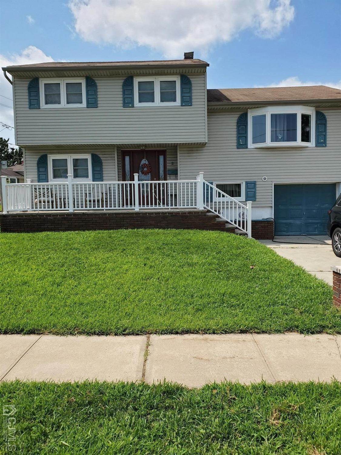 2 Sunnyside Drive - Photo 1