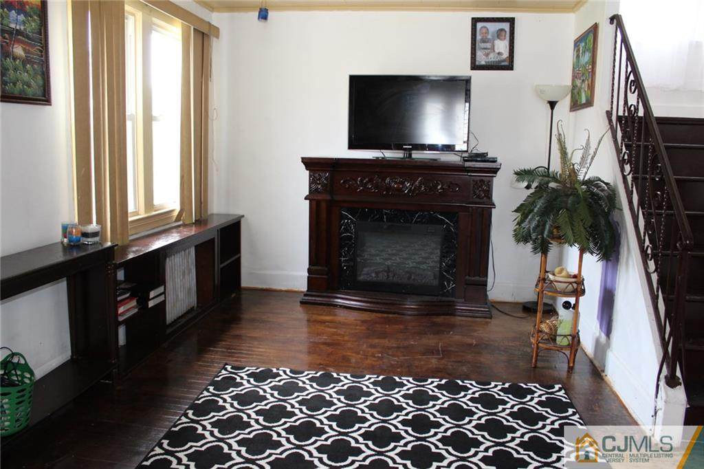 121 Ridgeley Avenue - Photo 1
