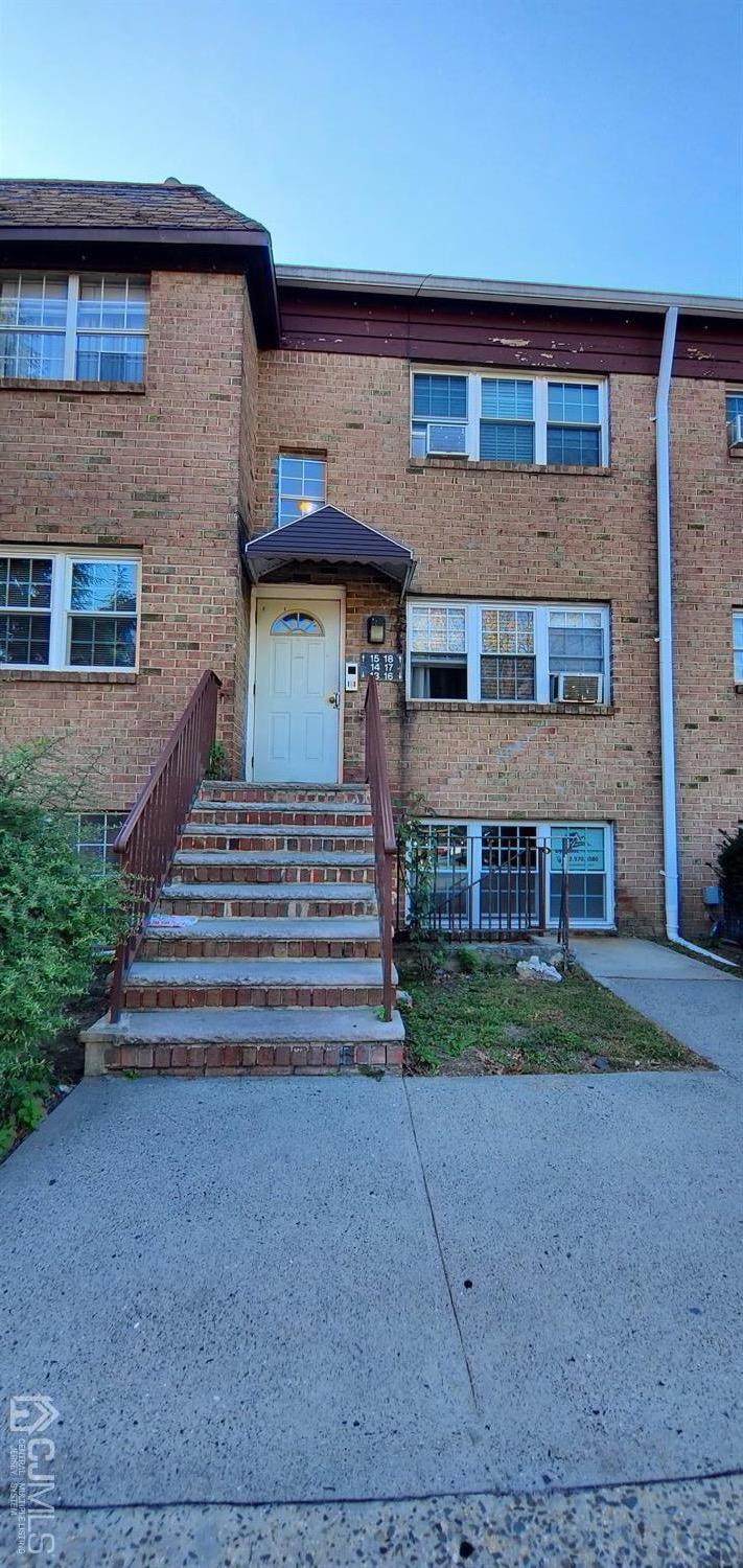 17 College Drive - Photo 1