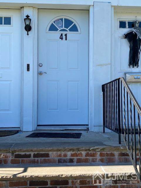 41 Gramercy Gardens - Photo 1
