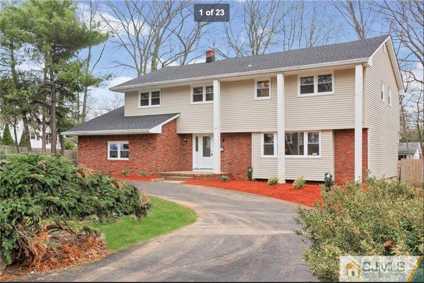 345 Middlesex Avenue - Photo 1