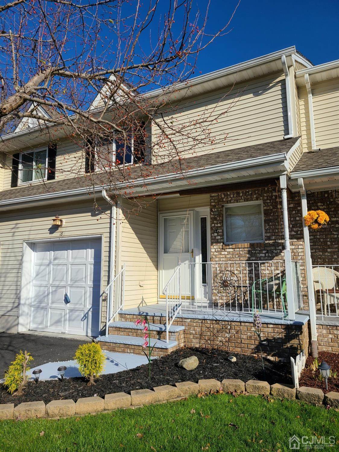 18 Forest Garden Drive - Photo 1