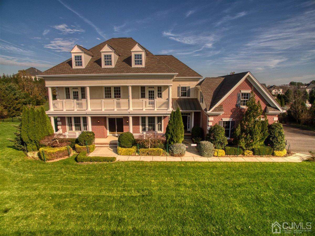 72 Thompson Grove Road - Photo 1