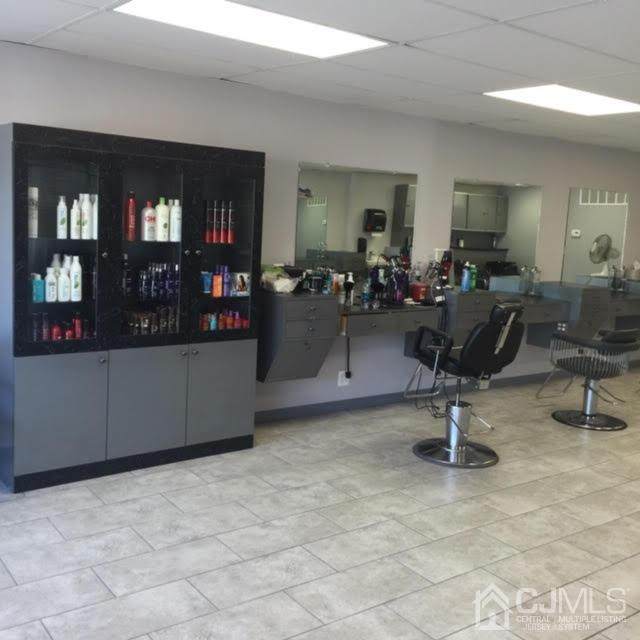 1352 Saint Georges Avenue - Photo 1