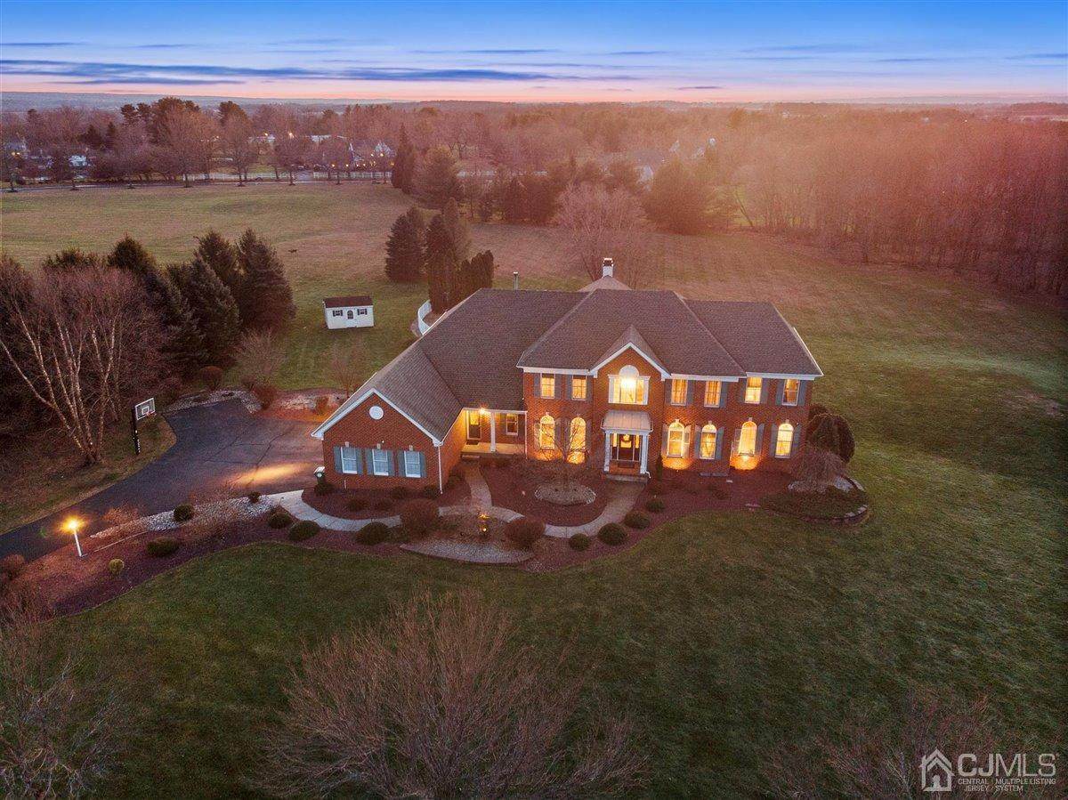 16 Christie Way - Photo 1