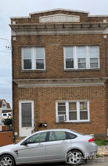 385 Hall Avenue - Photo 1