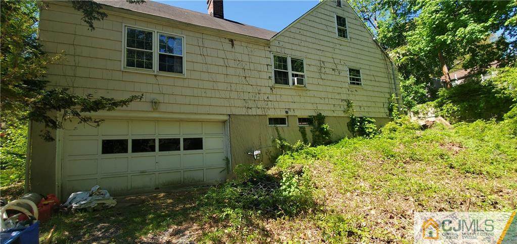 425 Grant Avenue - Photo 1