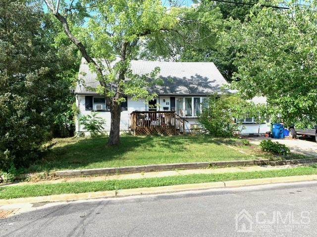 16 Mercer Road - Photo 1