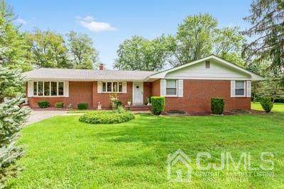 14 Miller Avenue - Photo 1