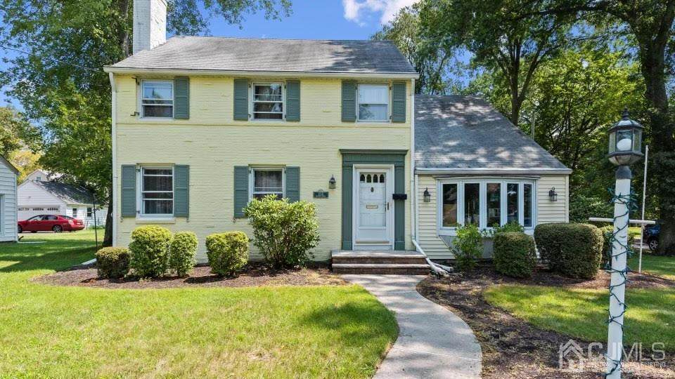 1215 Kenyon Avenue - Photo 1