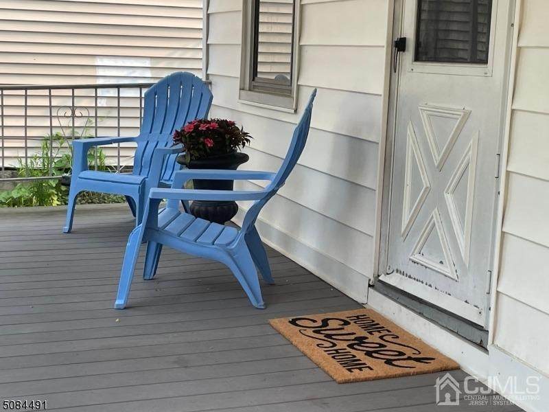 516 Centre Street - Photo 1