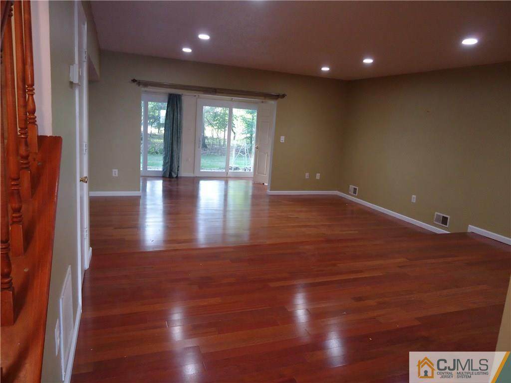 402 Hadleigh Lane - Photo 1