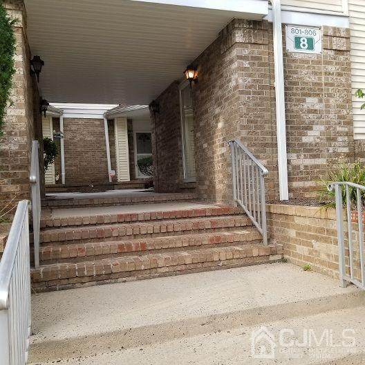 804 Madaline Drive - Photo 1