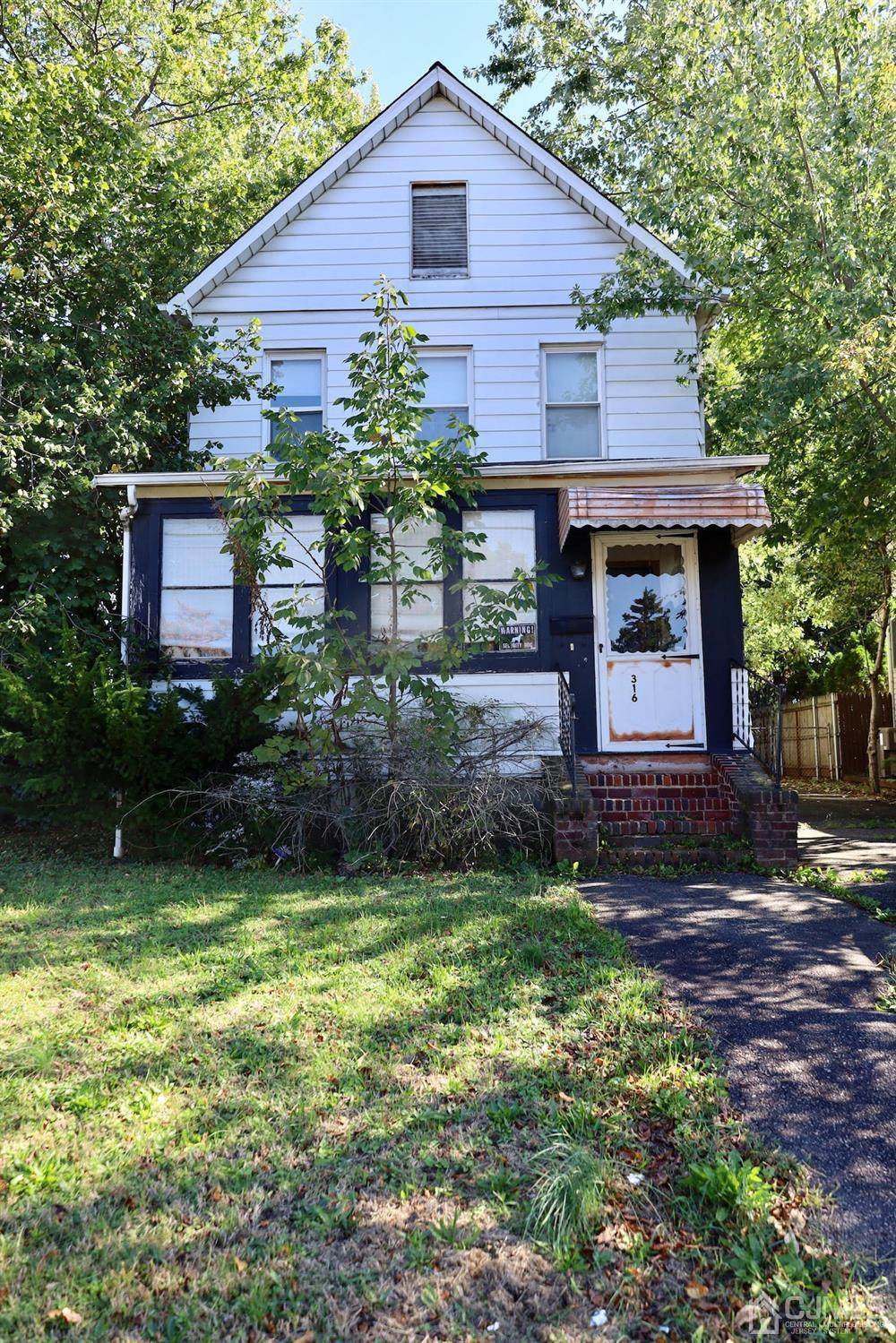 316 Demorest Avenue - Photo 1