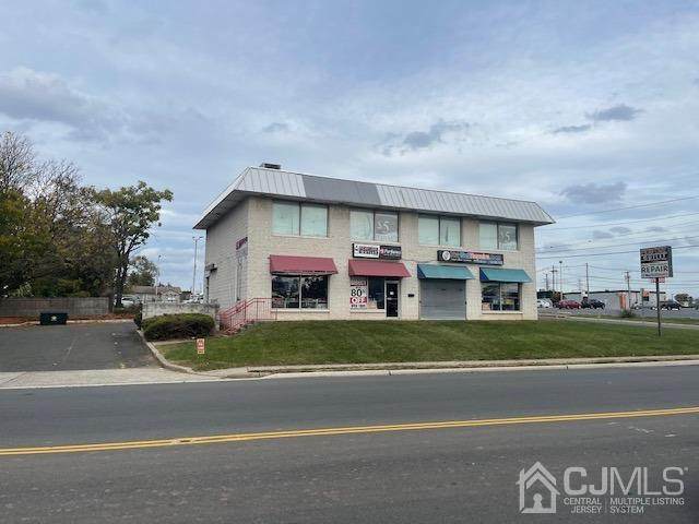 734 Green Street - Photo 1