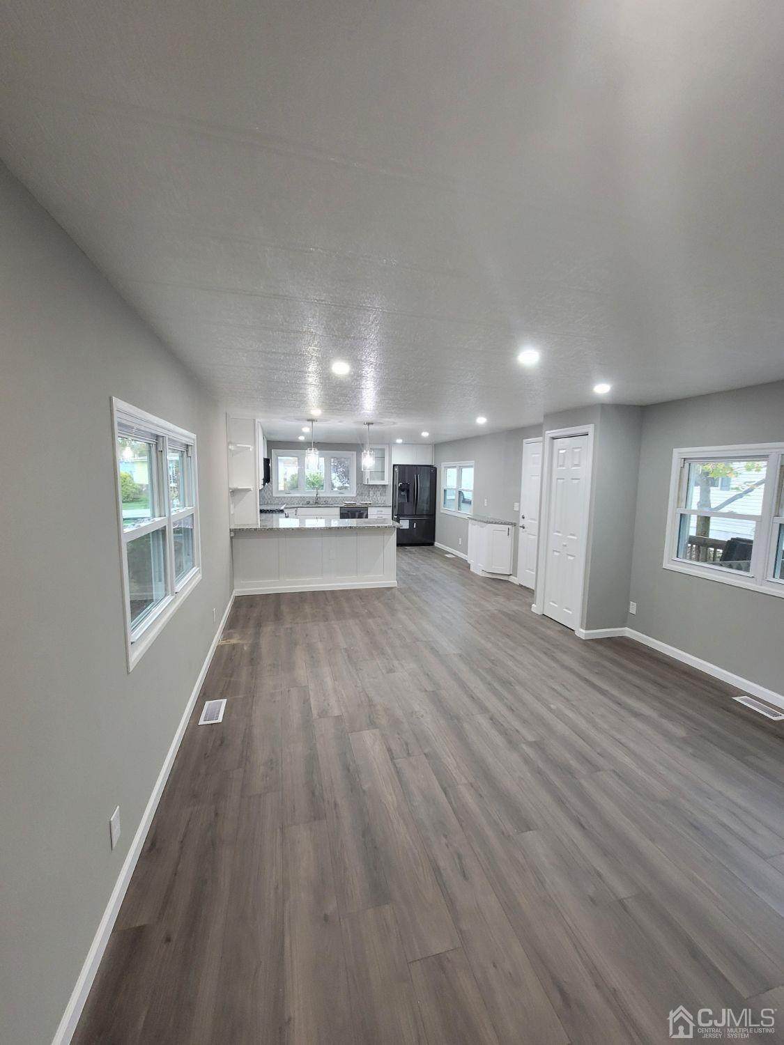 82 Vincent Court - Photo 1