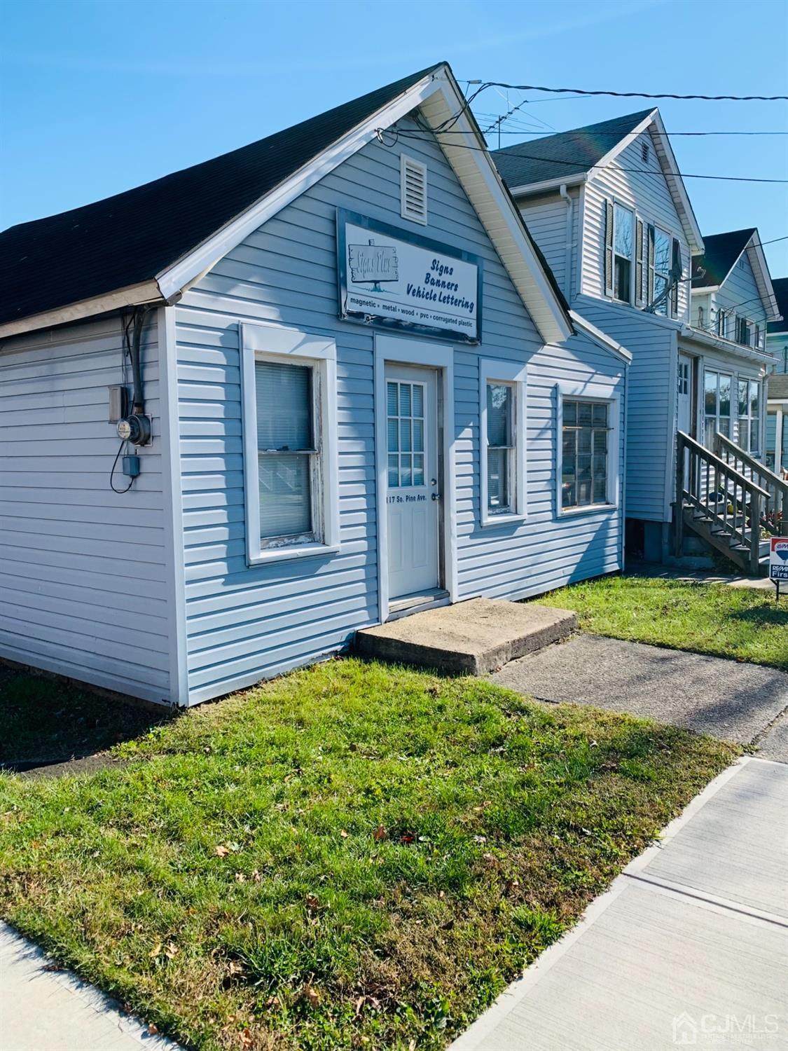 119 Pine Avenue - Photo 1