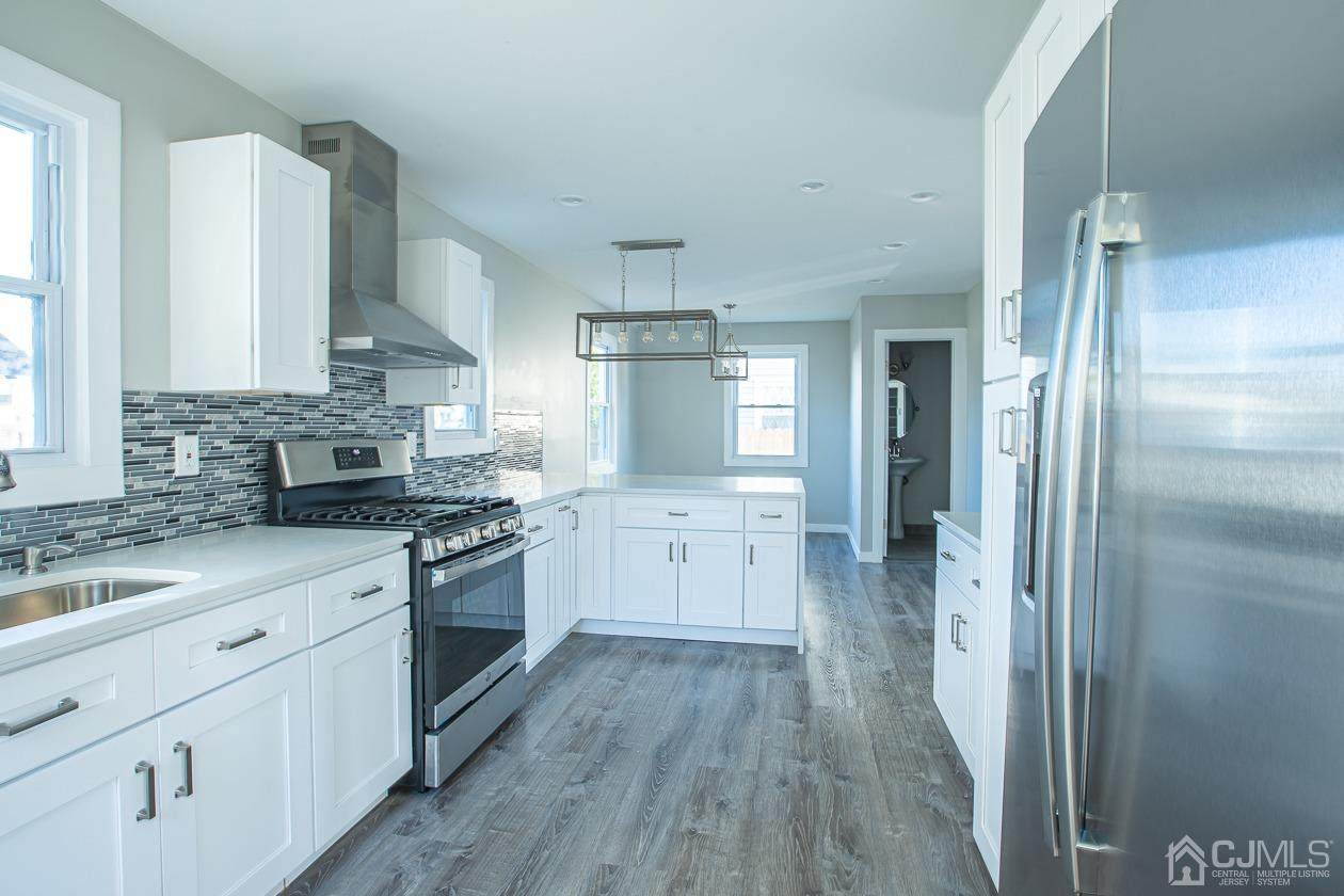 213 Summerhill Road - Photo 1