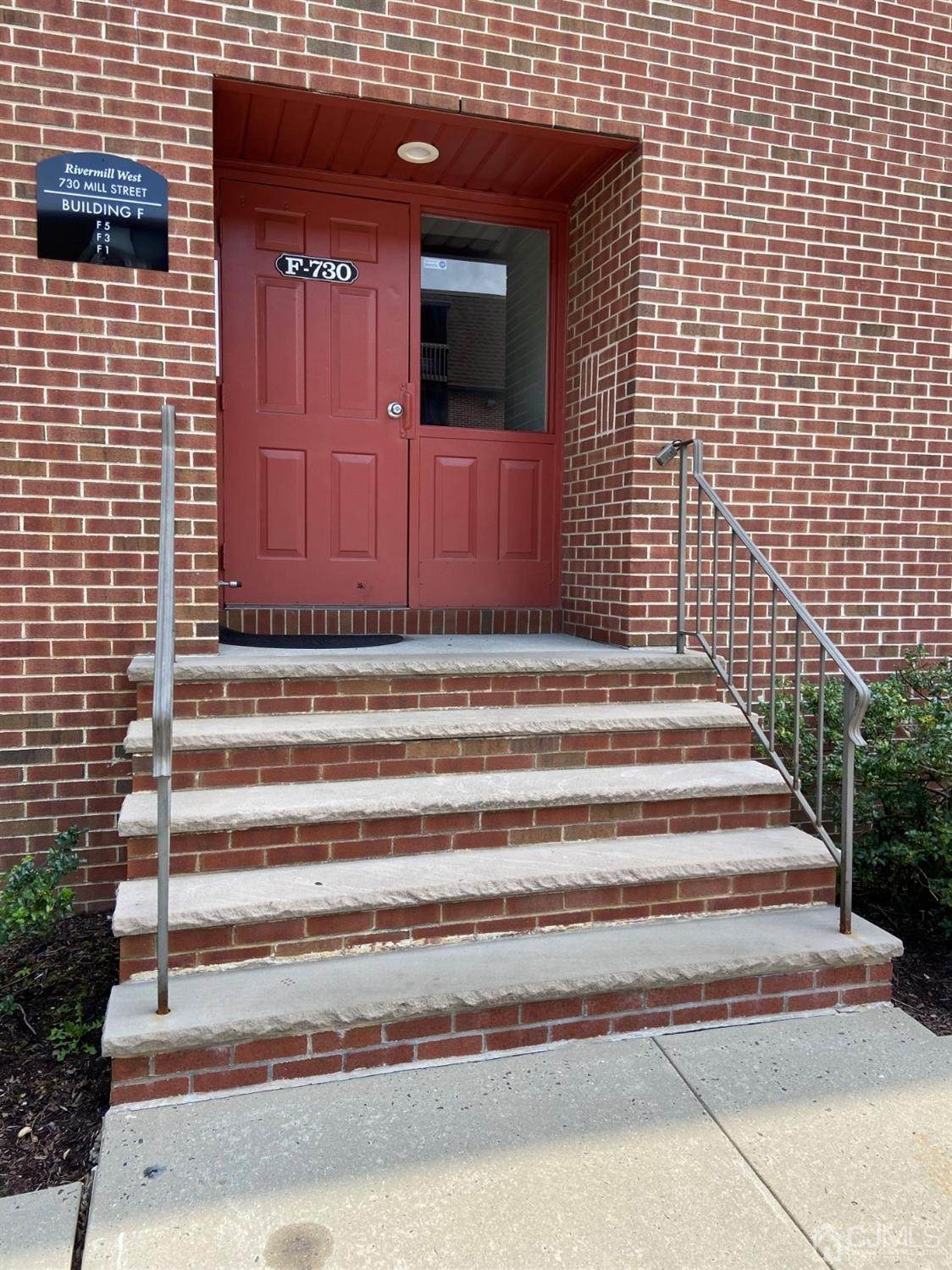 730 Mill Street - Photo 1