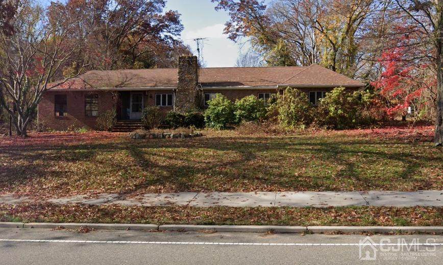 349 Summerhill Road - Photo 1