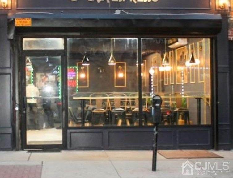 140 Halsey Street - Photo 1