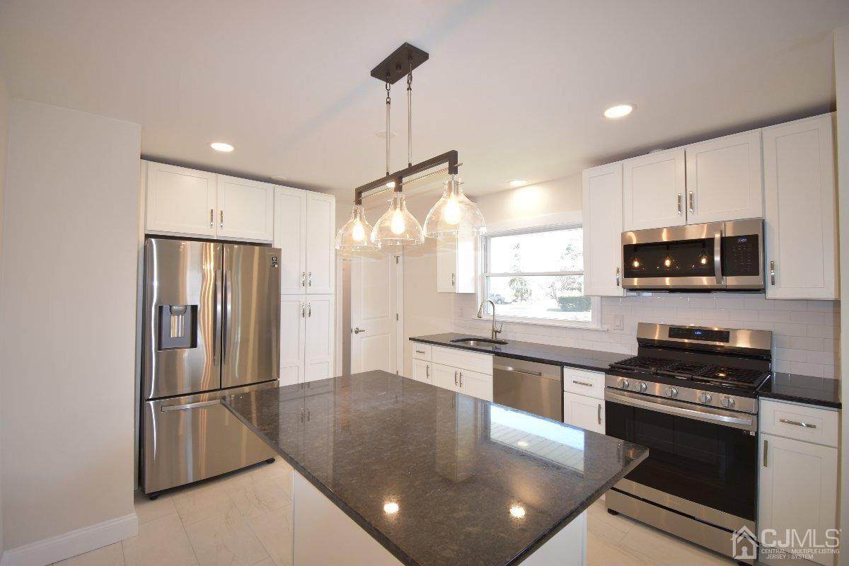 21 Burnham Road - Photo 1